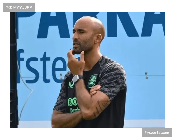 哈镇凭卡斯尔丁进球1比0领先博尔顿 上半场战况回顾